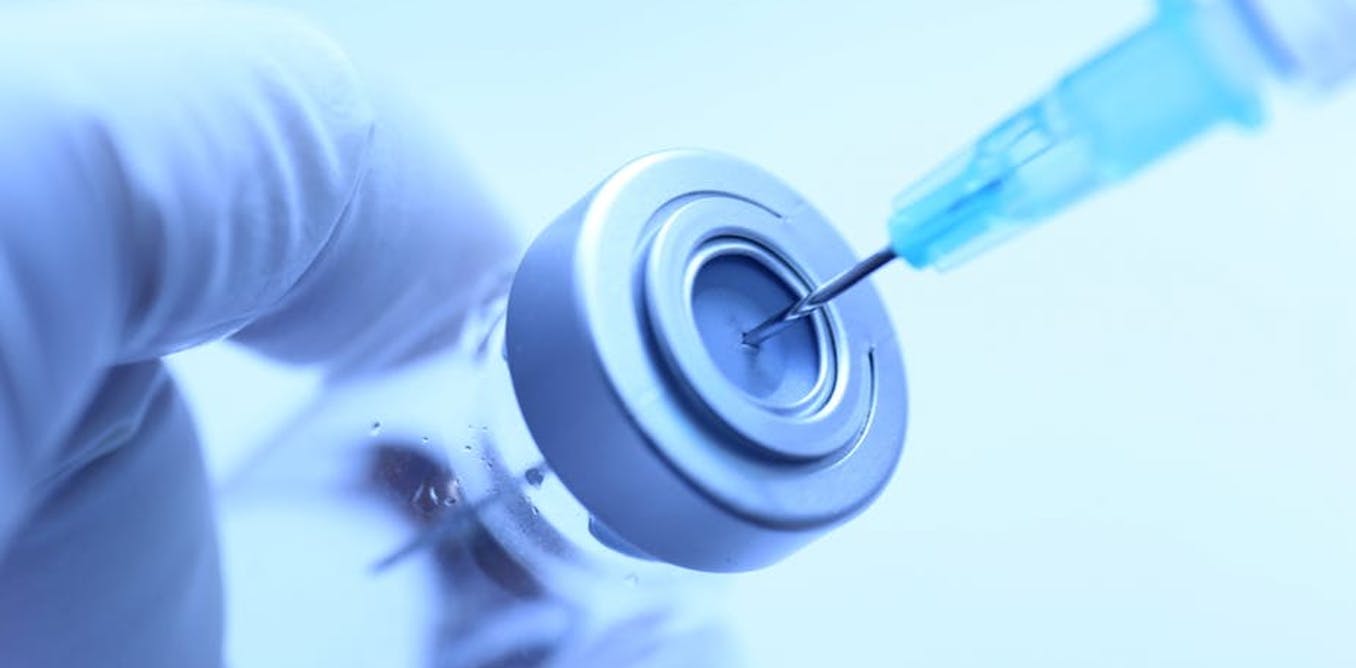 gambar vaksin sebagai peranan virus