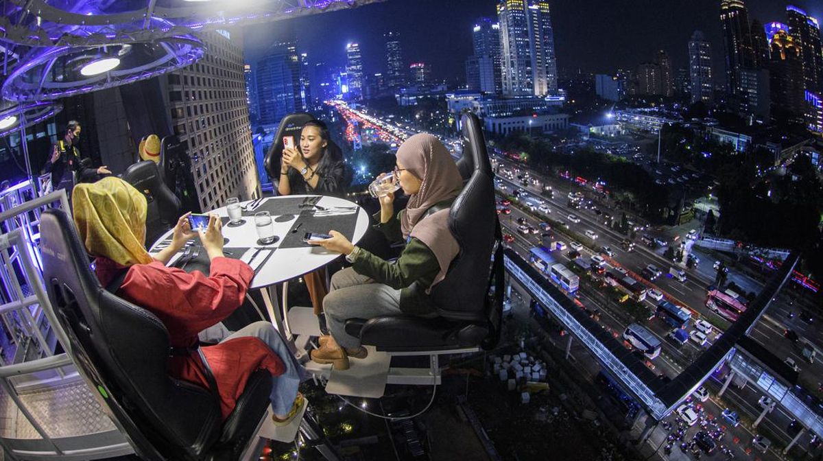 Gambar Konsep Restoran Melayang (Lounge in The Sky) di Indonesia